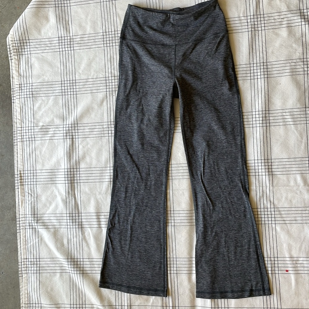 Lululemon Athletica - Picture 2 of 3